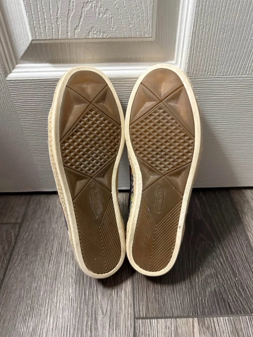 Aerosoles Multicolor Slip-On Sneakers Women’s Size 7.5M